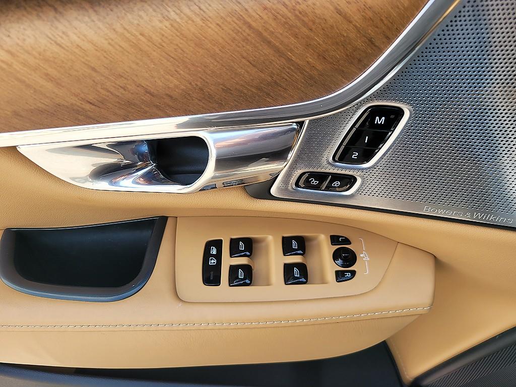 Volvo S90 - Vista 12