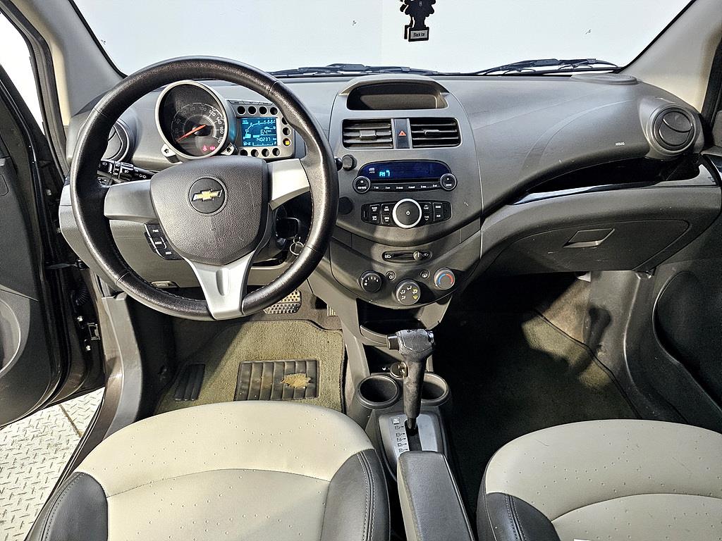 Chevrolet Spark - Vista 5