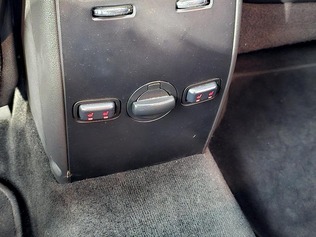Lincoln MKS - Vista 12
