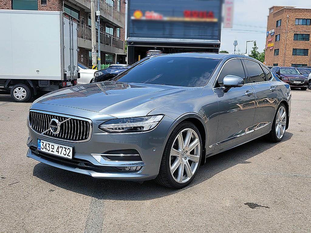 Volvo S90 - Vista 2