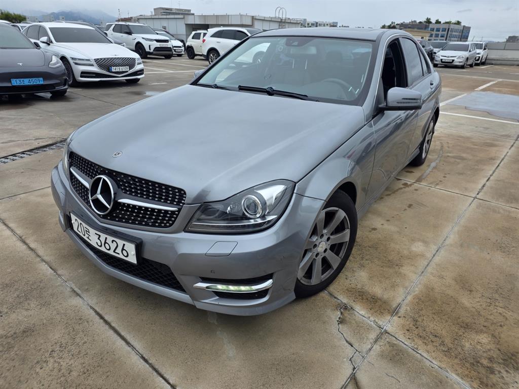 Mercedes Benz C Class 2013 Gris - Importación desde Corea - HF Imports Iquique - Foto 1