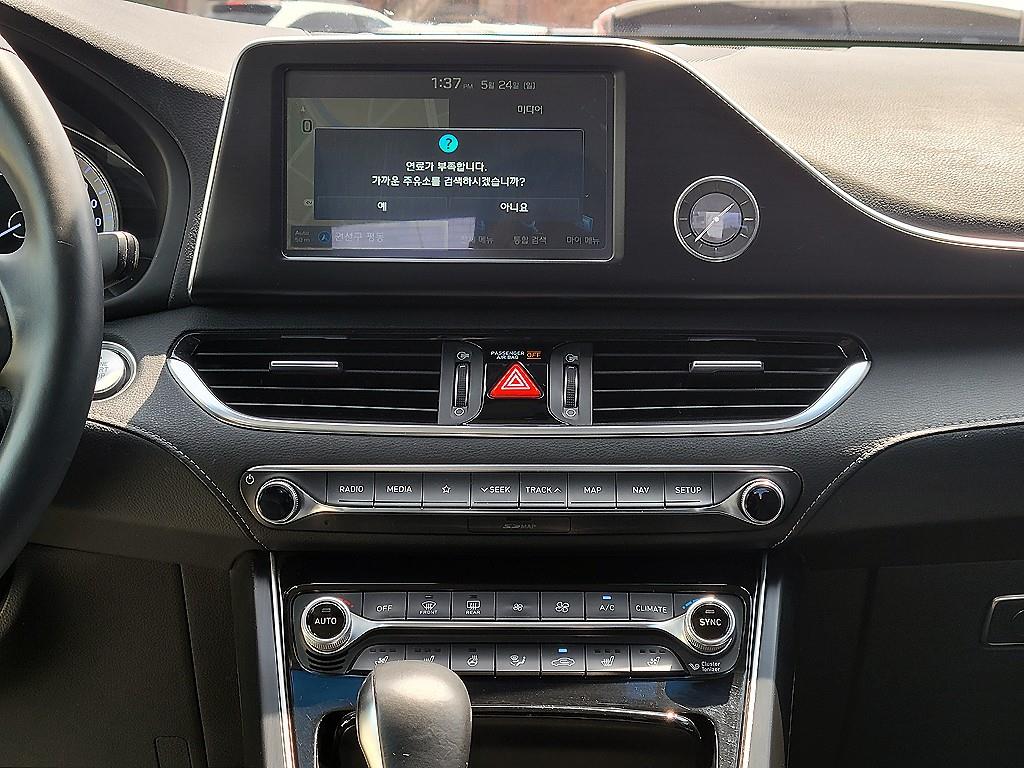 HYUNDAI Grandeur - Vista 10
