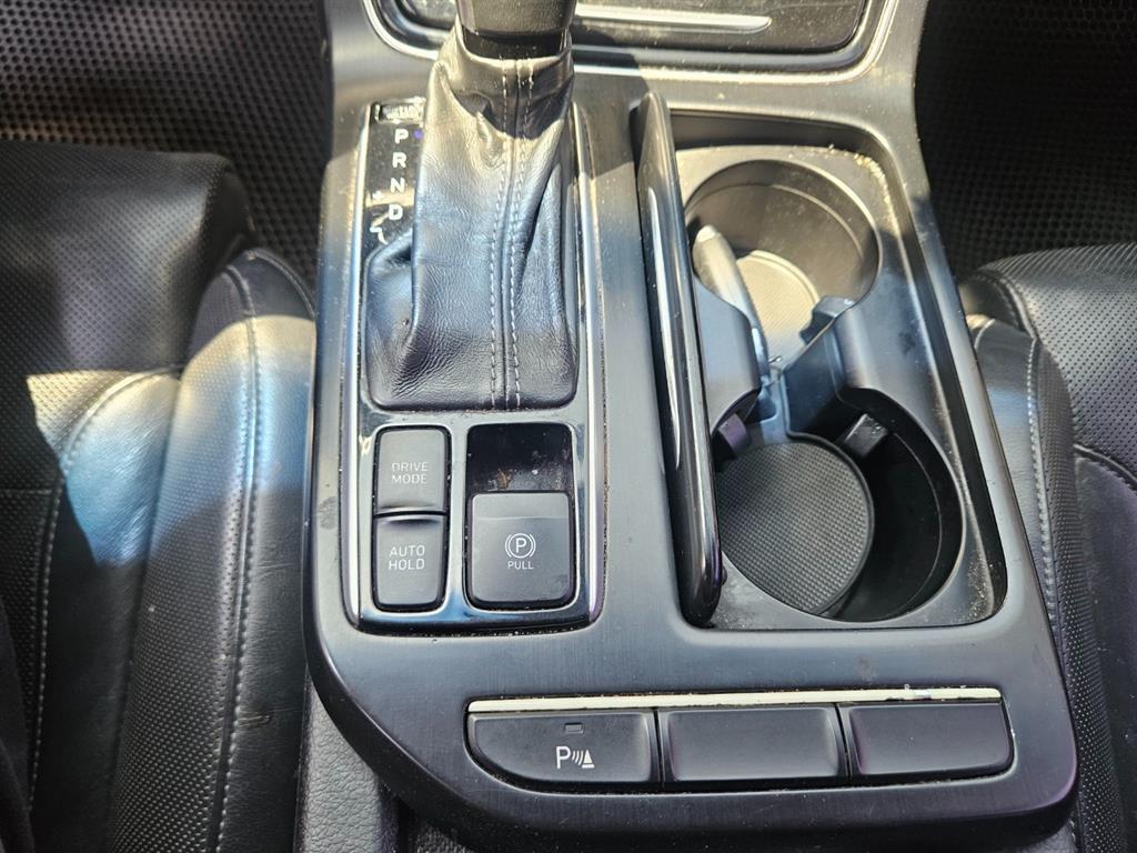 HYUNDAI Grandeur - Vista 11