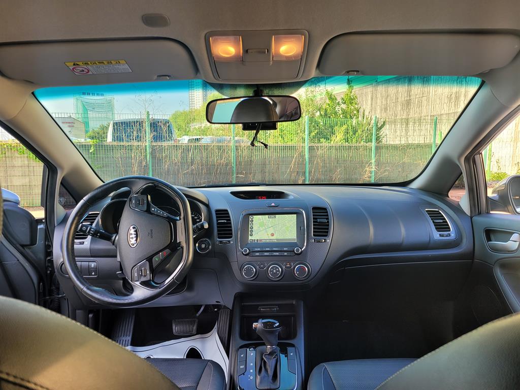 KIA K3 - Vista 11