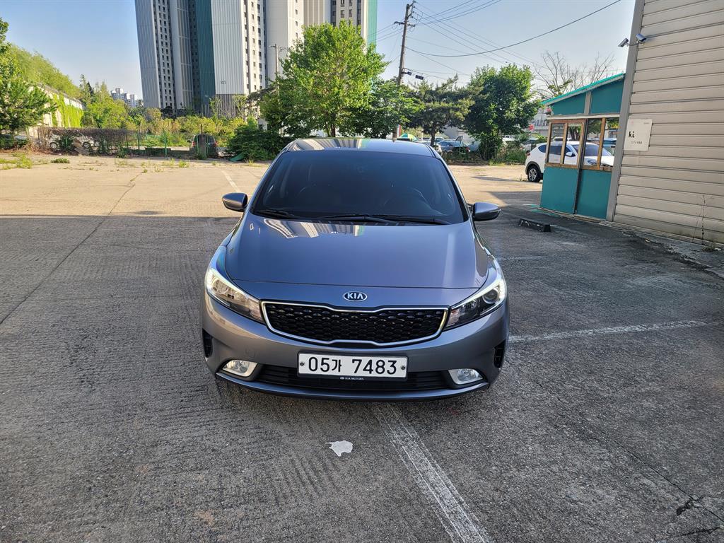 KIA K3 2018 Gris - Importación desde Corea - HF Imports Iquique - Foto 1