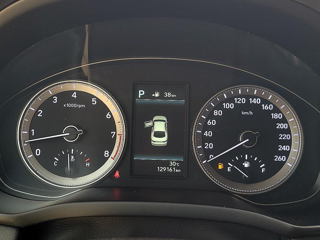 HYUNDAI Grandeur - Vista 9