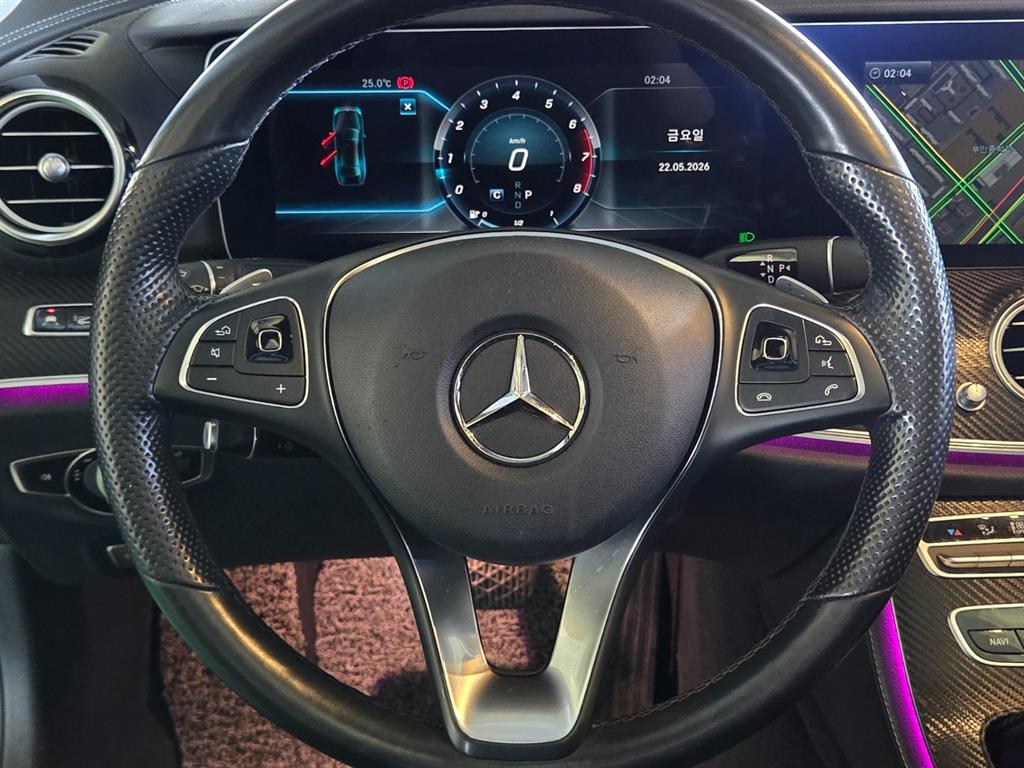 Mercedes Benz E class - Vista 9