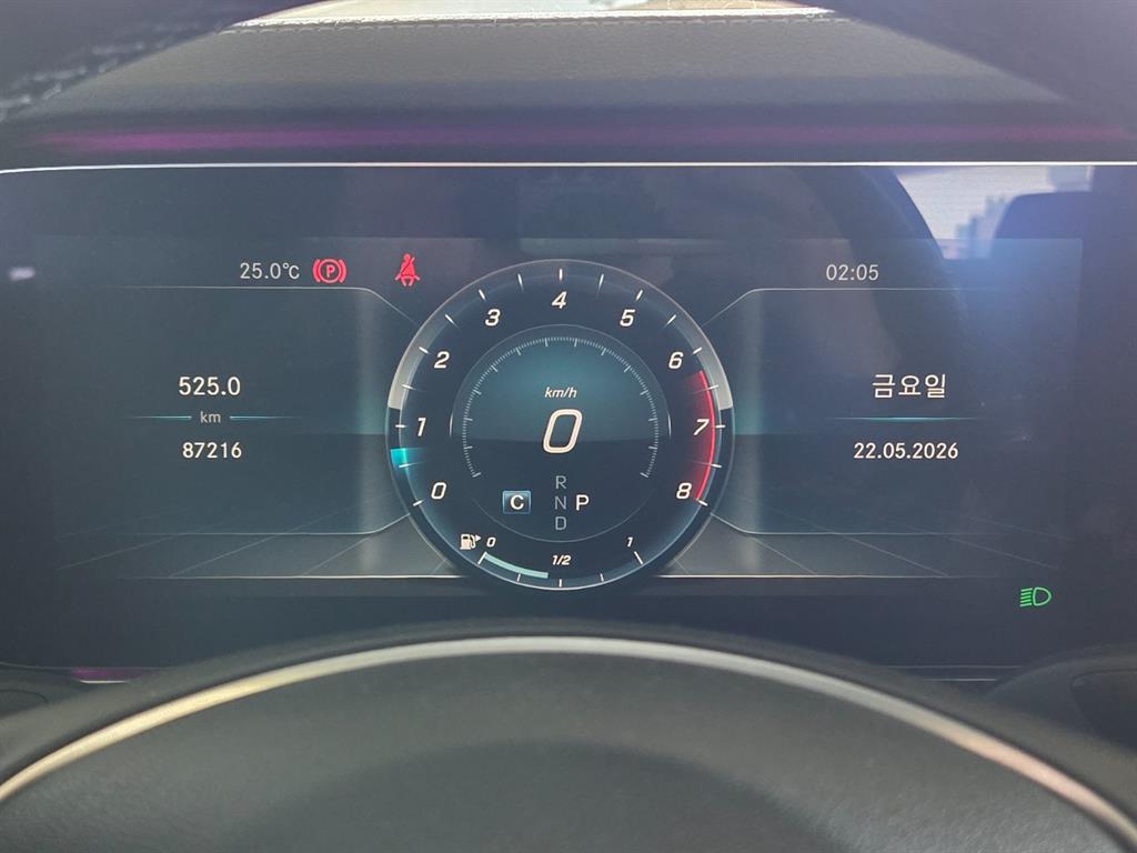 Mercedes Benz E class - Vista 10