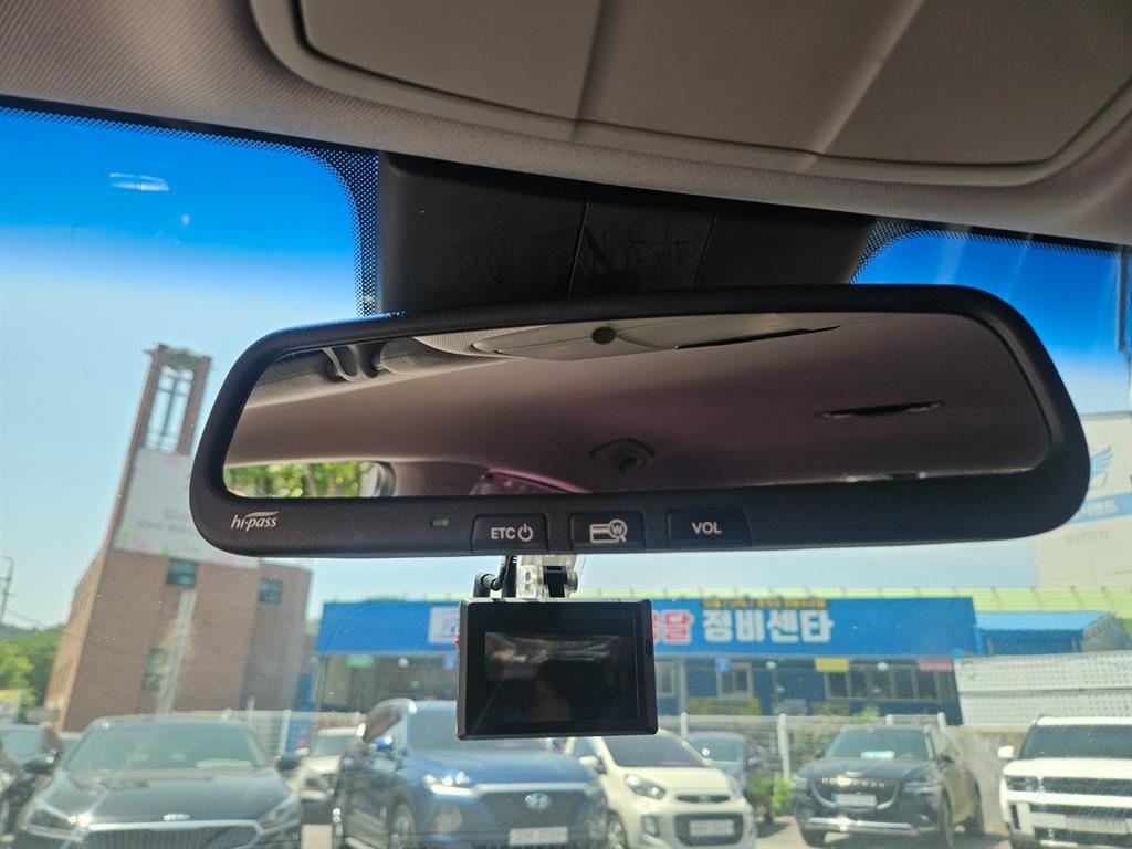HYUNDAI Grandeur - Vista 10