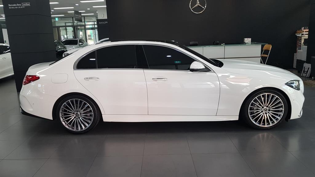 Mercedes Benz C Class - Vista 9