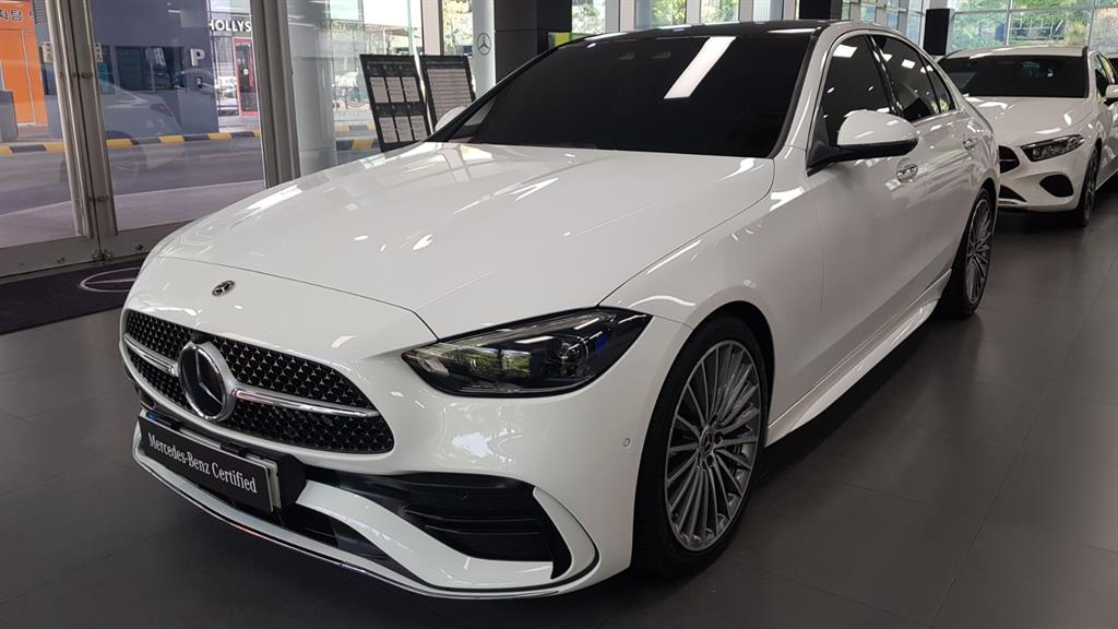 Mercedes Benz C Class 2023 Blanco - Importación desde Corea - HF Imports Iquique - Foto 1