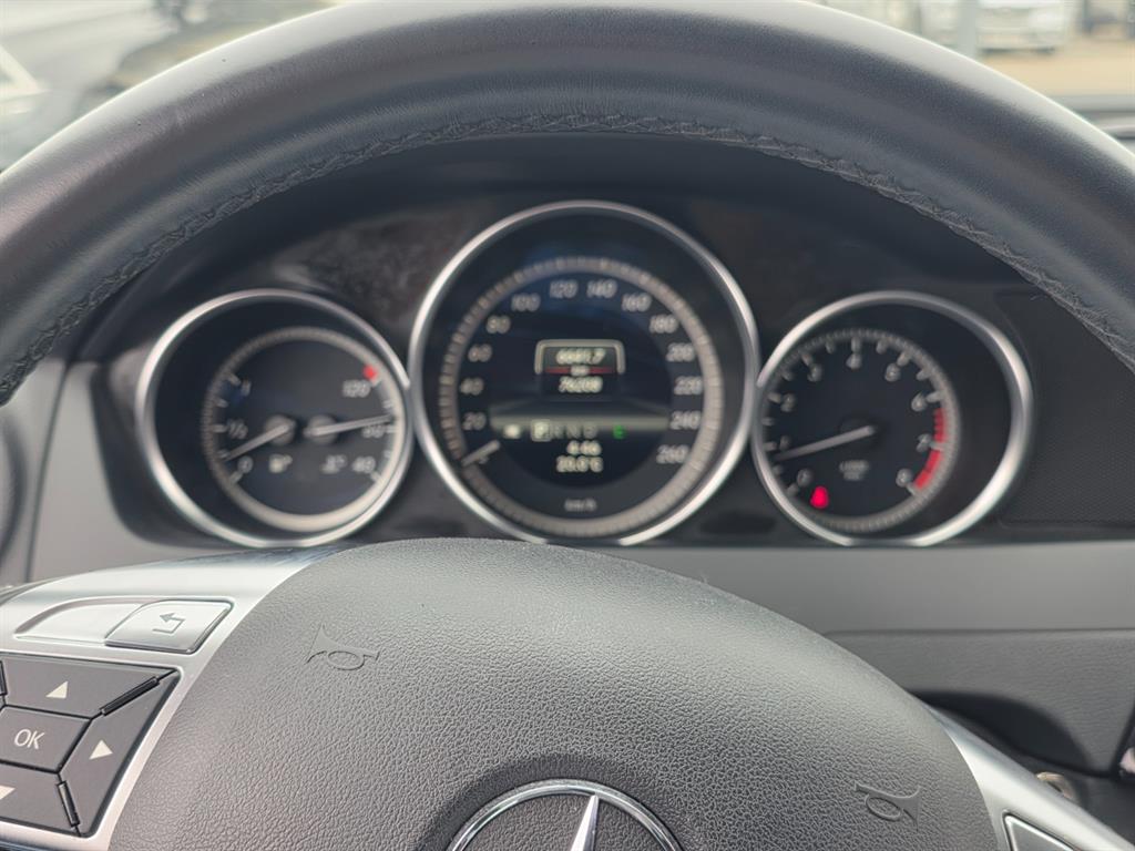Mercedes Benz C Class - Vista 7