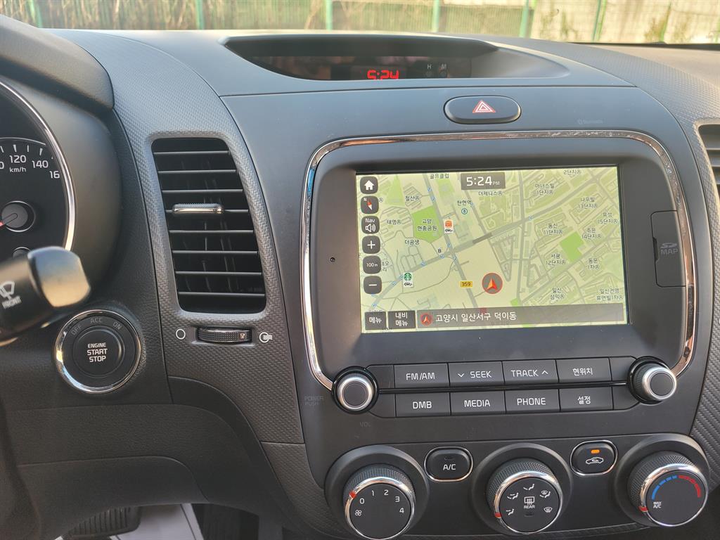 KIA K3 - Vista 9