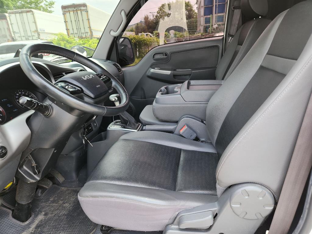 Small Truck Cargo (small) 2023 Blanco - Importación desde Corea - HF Imports Iquique - Foto 14