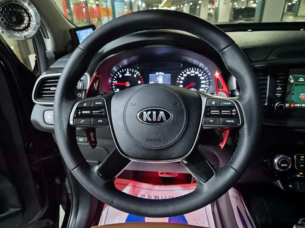 KIA Sorento - Vista 8