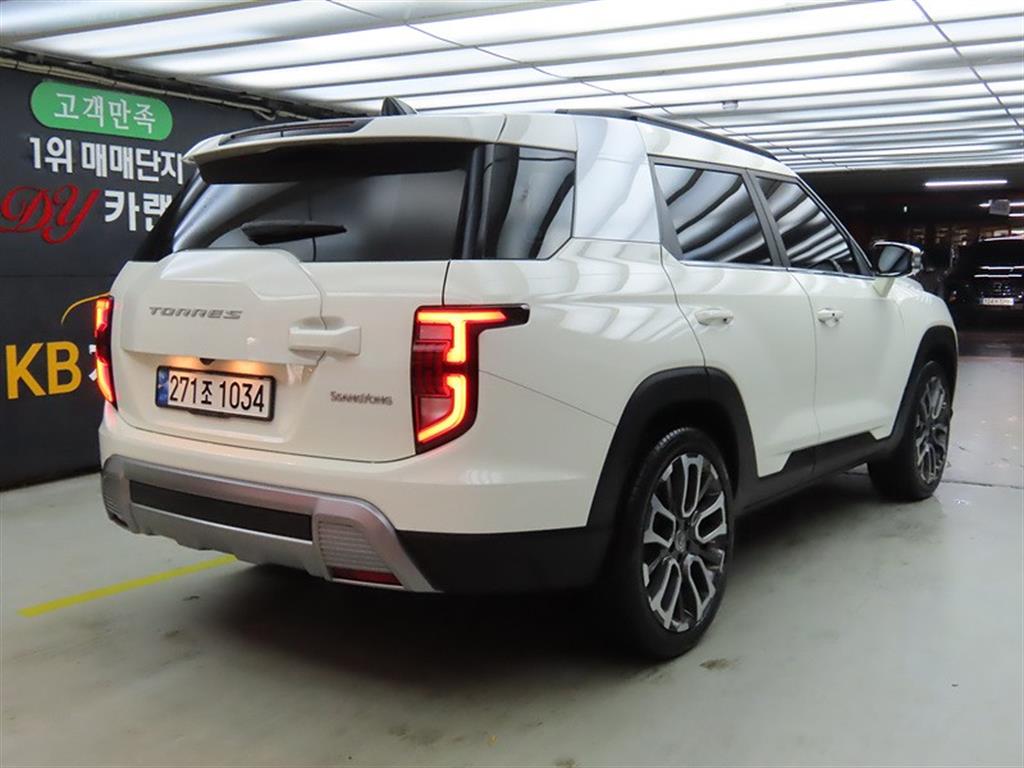 Ssangyong Torres - Vista 4
