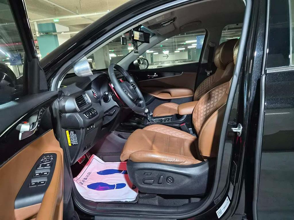 KIA Sorento - Vista 6