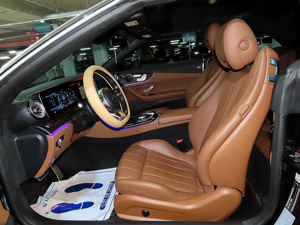 Mercedes Benz E class - Vista 9