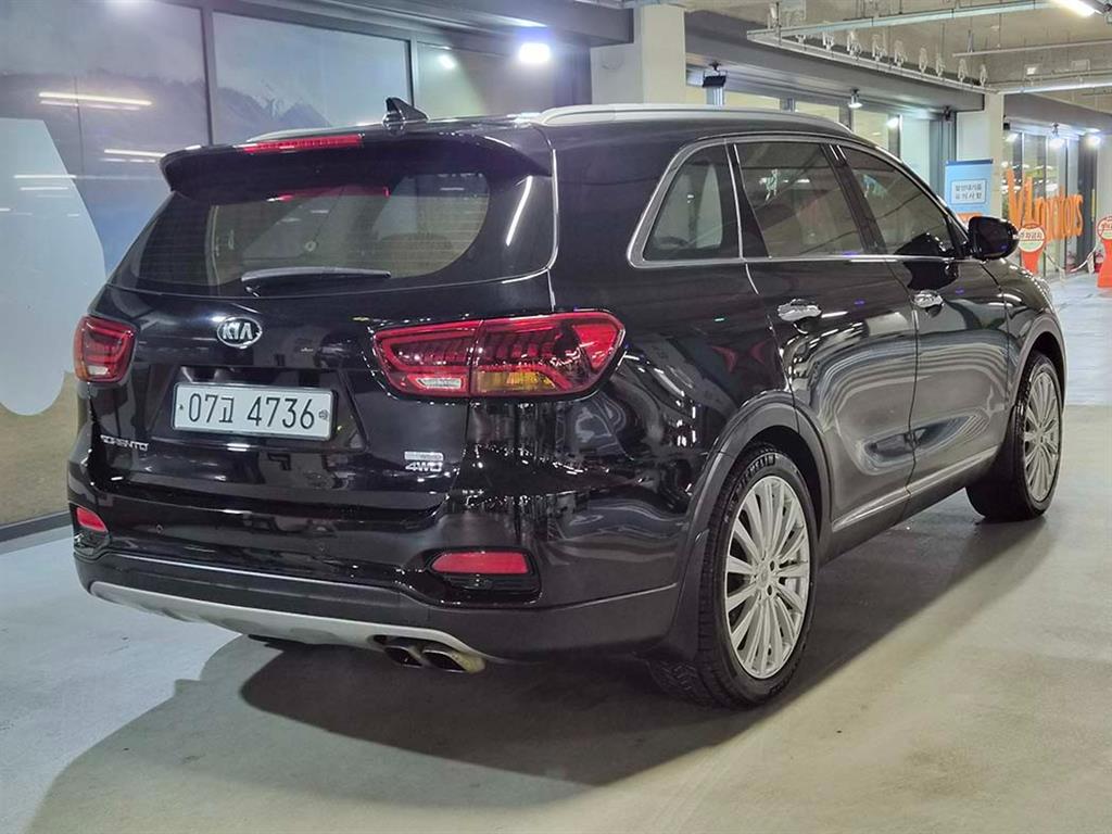 KIA Sorento - Vista 4