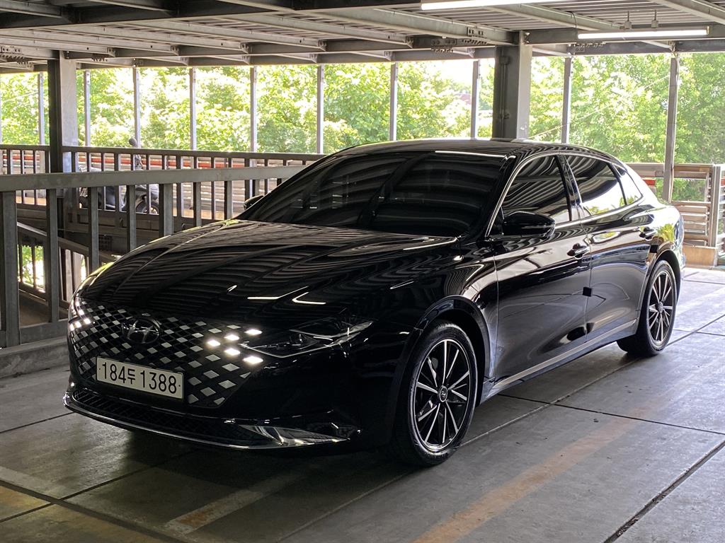 HYUNDAI Grandeur 2022 Negro - Importación desde Corea - HF Imports Iquique - Foto 1