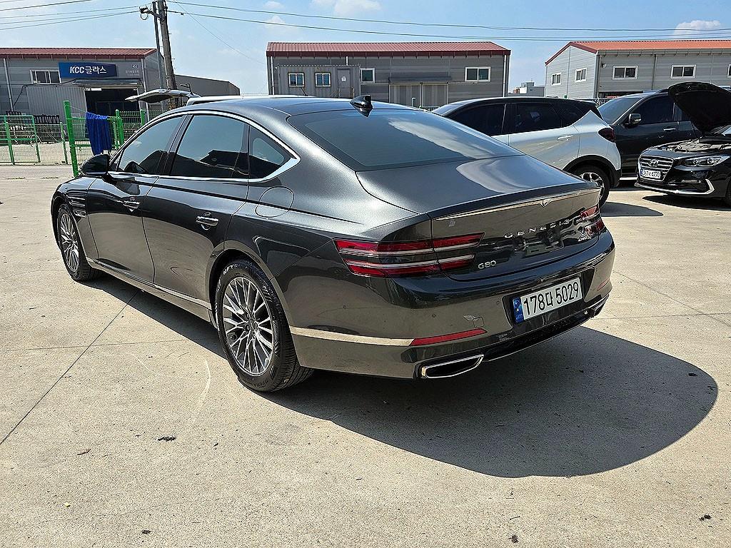 Genesis G80 - Vista 3
