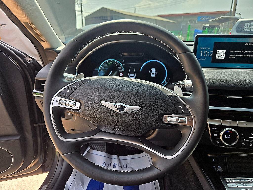 Genesis G80 - Vista 8