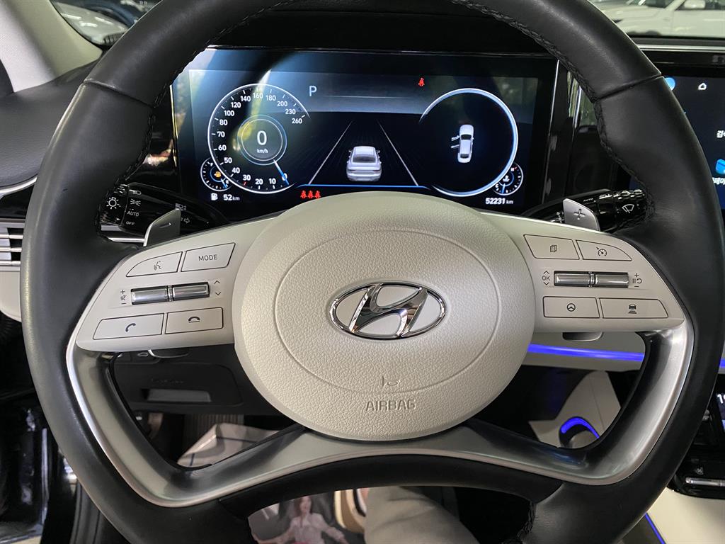 HYUNDAI Grandeur - Vista 7