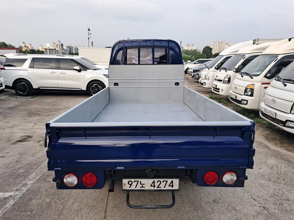 Small Truck Cargo (small) - Vista 5