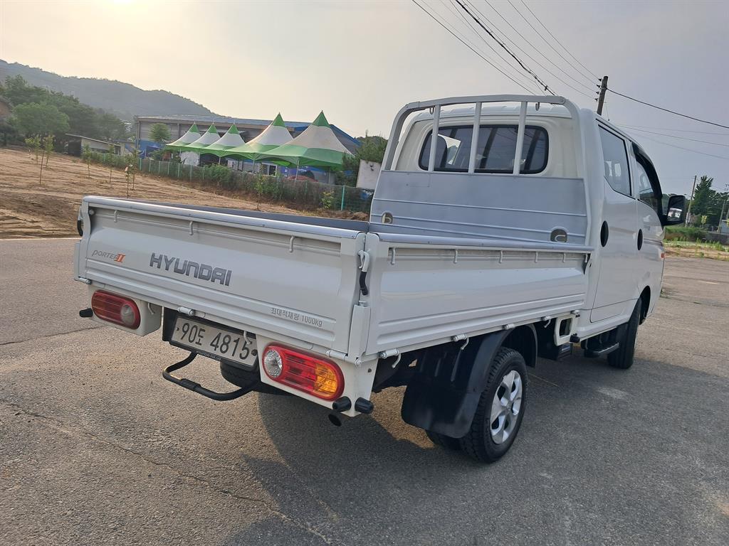 Small Truck Cargo (small) - Vista 3