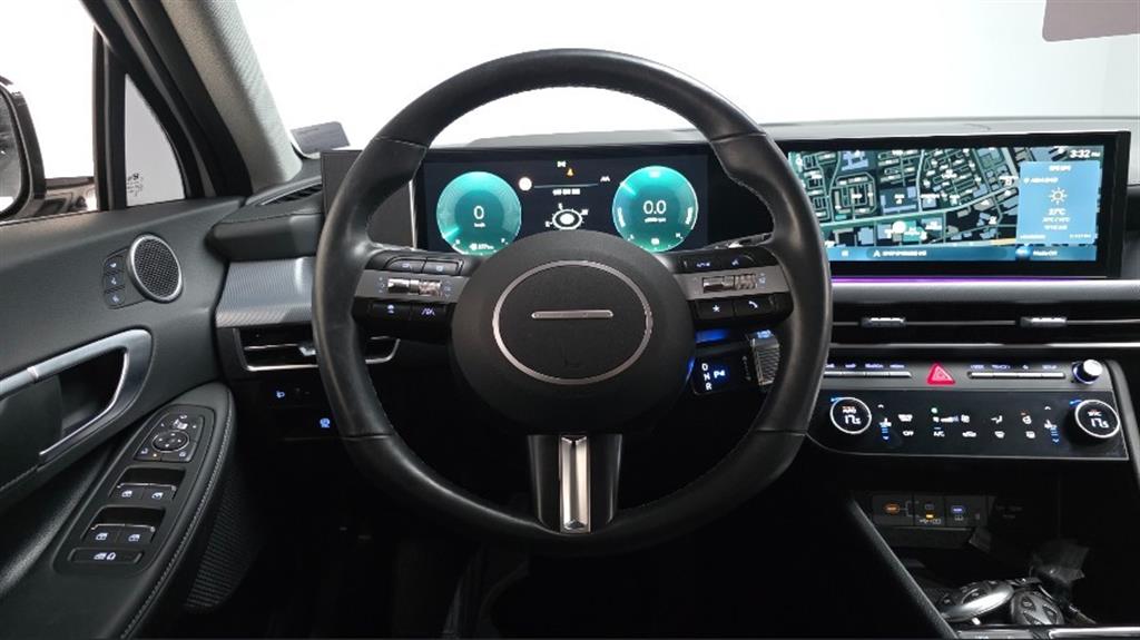 HYUNDAI Sonata - Vista 9