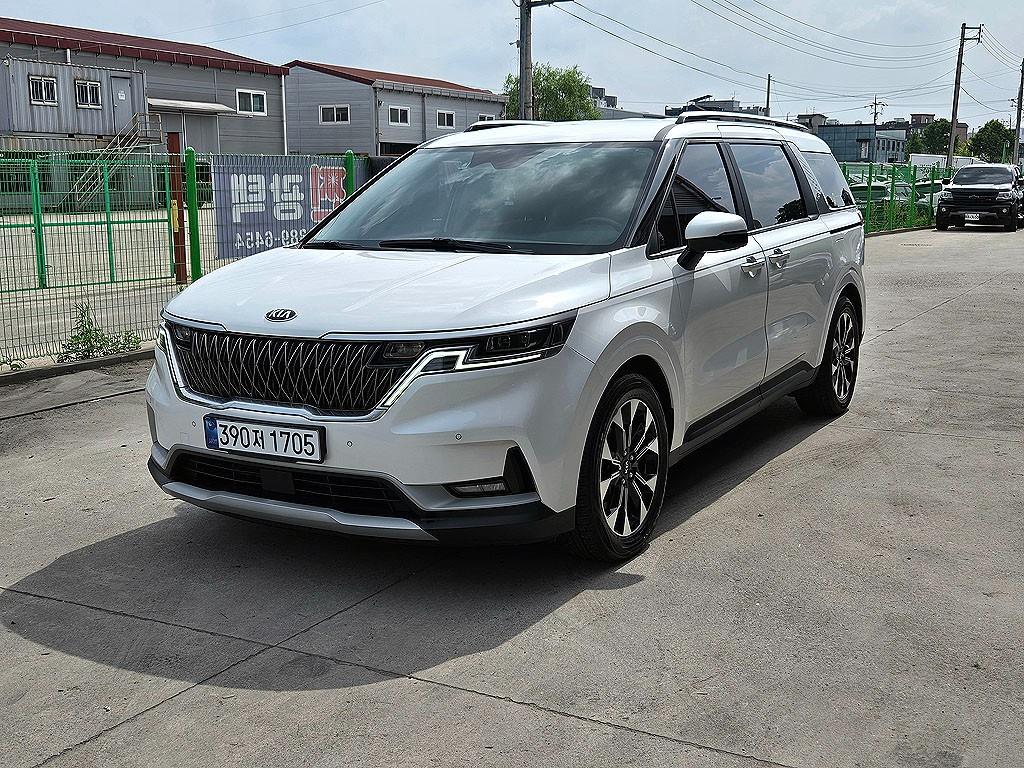 KIA Carnival - Vista 2
