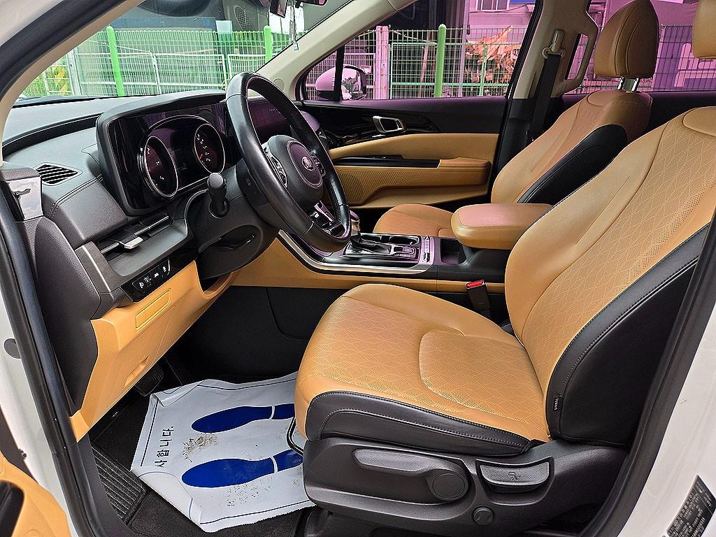 KIA Carnival - Vista 6