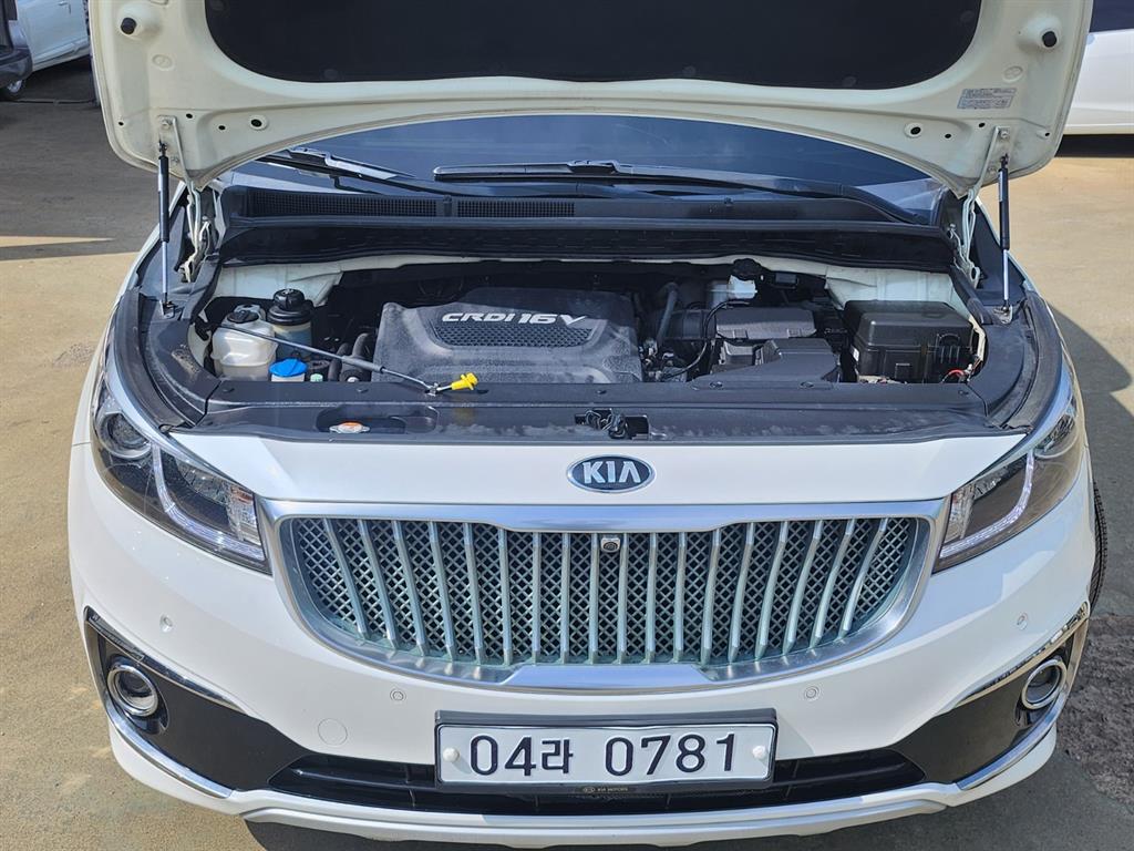 KIA Carnival 2016 Blanco - Importación desde Corea - HF Imports Iquique - Foto 19