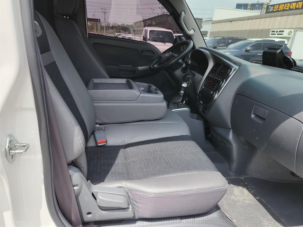 Small Truck Cargo (small) 2023 Blanco - Importación desde Corea - HF Imports Iquique - Foto 15