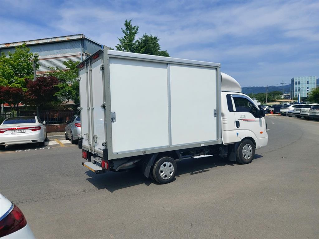 Small Truck Normal Box(High Deck) - Vista 6