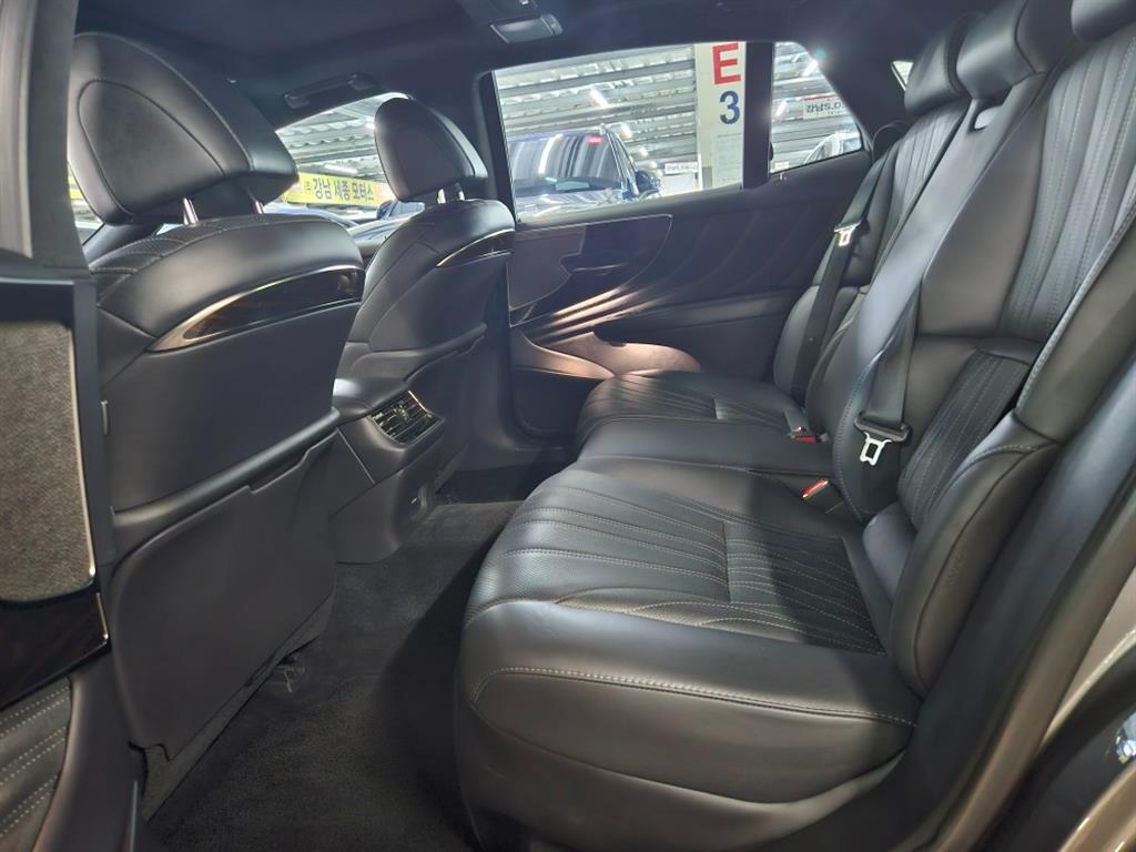 Lexus LS 2021 Gris - Importación desde Corea - HF Imports Iquique - Foto 14