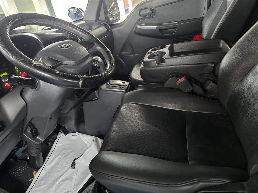Small Truck Cargo (small) - Vista 10