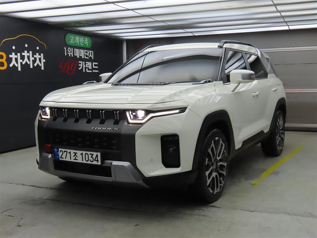 Ssangyong Torres 2023 Blanco - Importación desde Corea - HF Imports Iquique - Foto 1