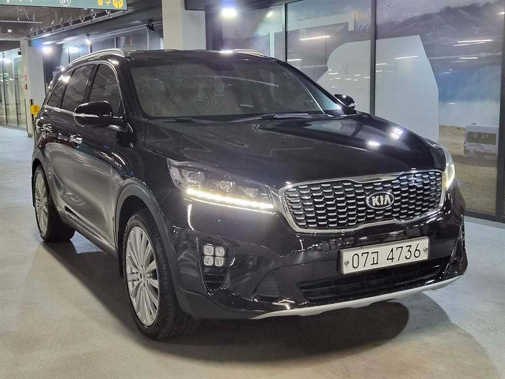 KIA Sorento 2018 Negro - Importación desde Corea - HF Imports Iquique - Foto 1