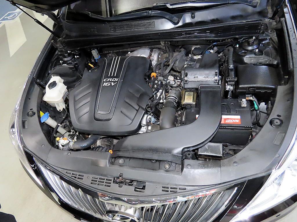 HYUNDAI Grandeur 2016 Negro - Importación desde Corea - HF Imports Iquique - Foto 18