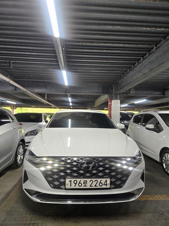 HYUNDAI Grandeur 2021 Blanco - Importación desde Corea - HF Imports Iquique - Foto 1