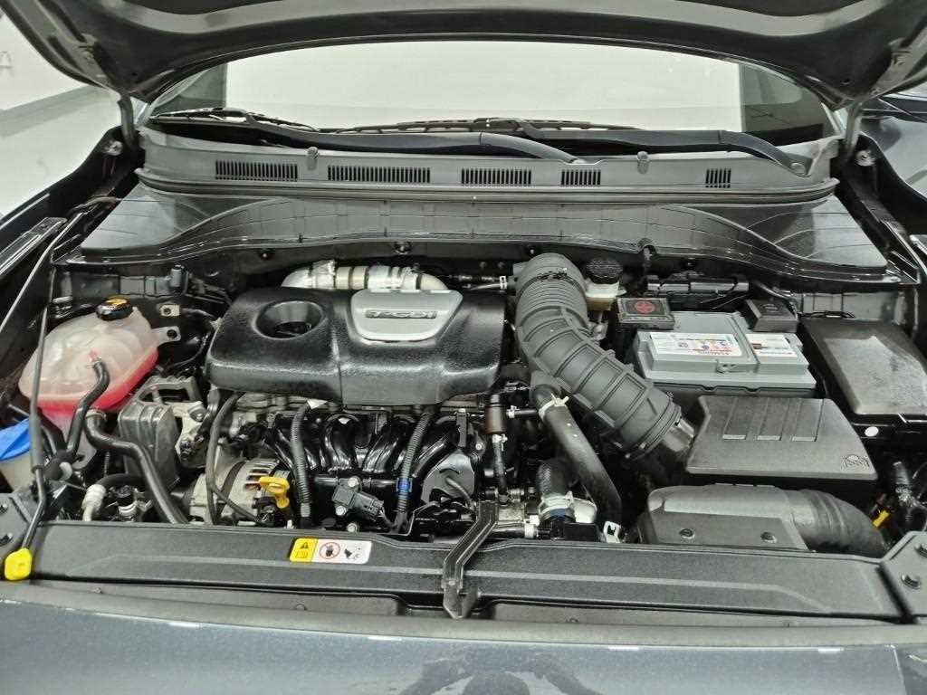 HYUNDAI Kona - Vista 5