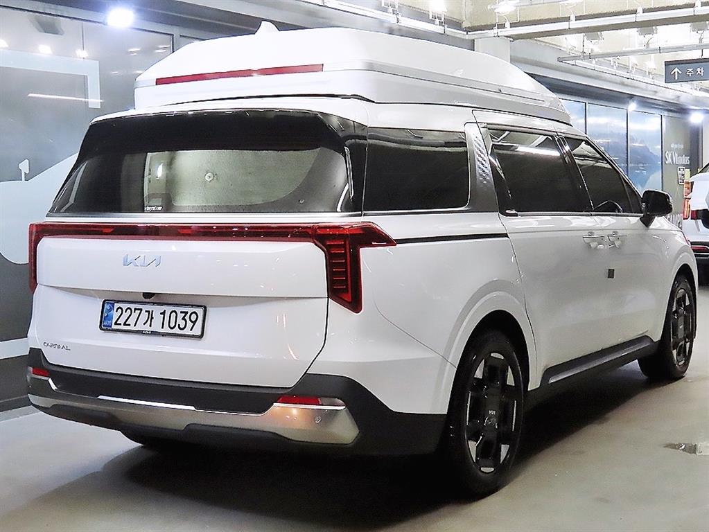 KIA Carnival - Vista 4