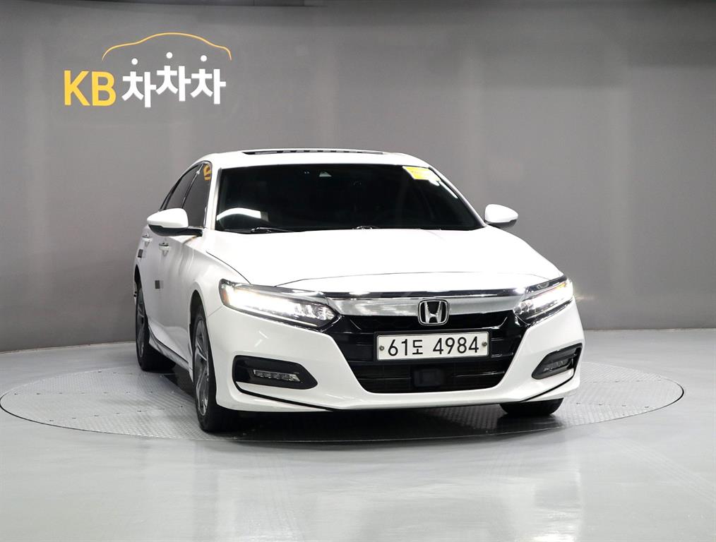 Honda Accord - Vista 2