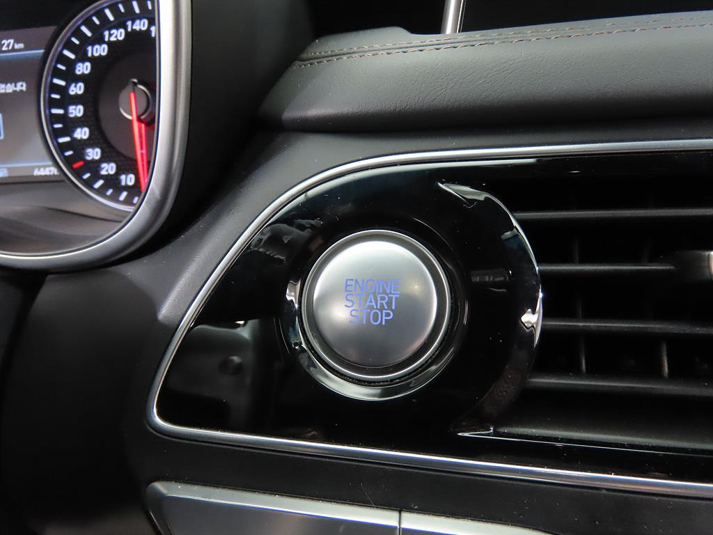 Genesis G70 - Vista 11
