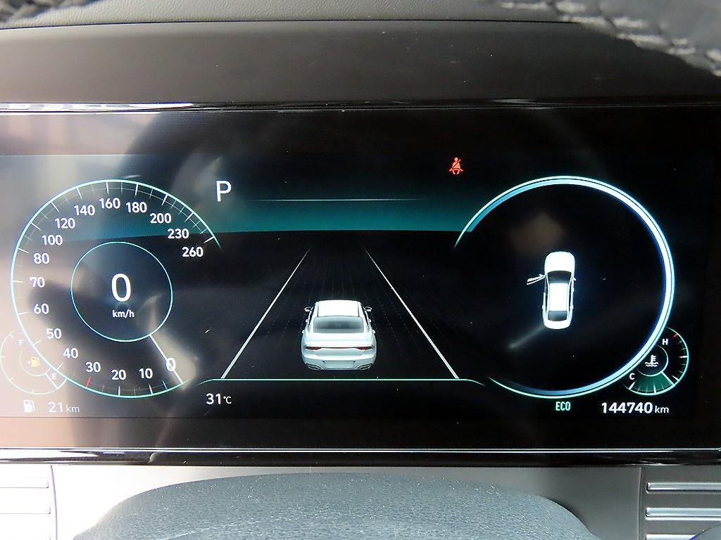 HYUNDAI Grandeur - Vista 9