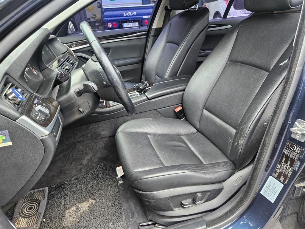 BMW 5 Series 2011 Azul - Importación desde Corea - HF Imports Iquique - Foto 14