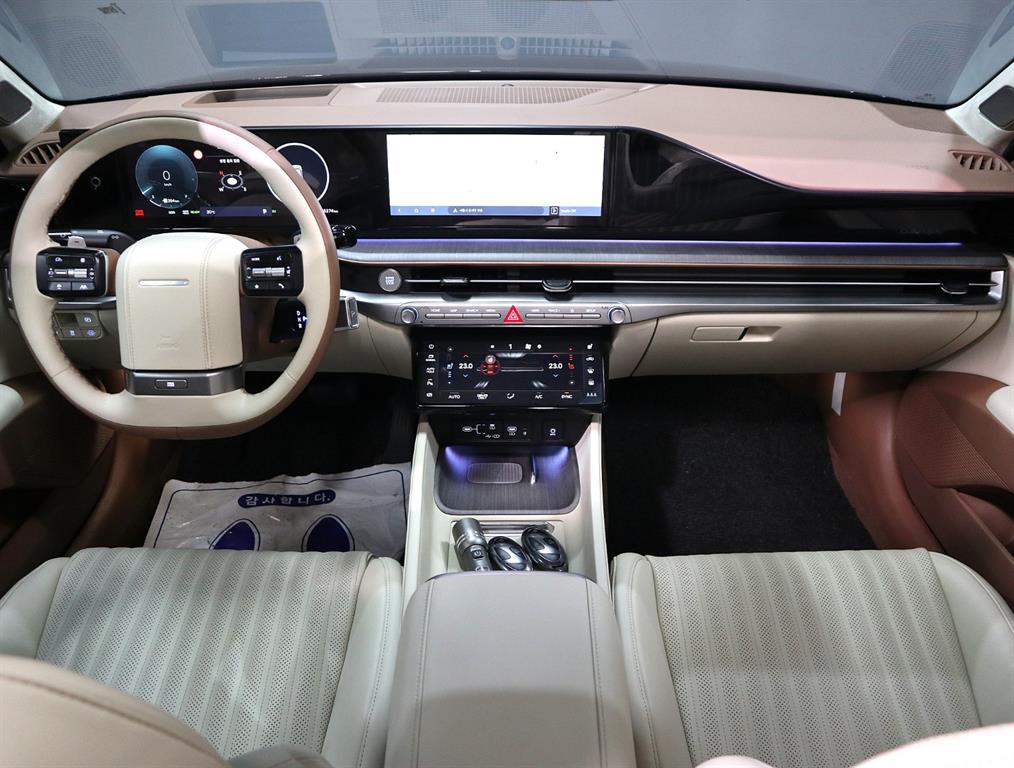 HYUNDAI Grandeur - Vista 5