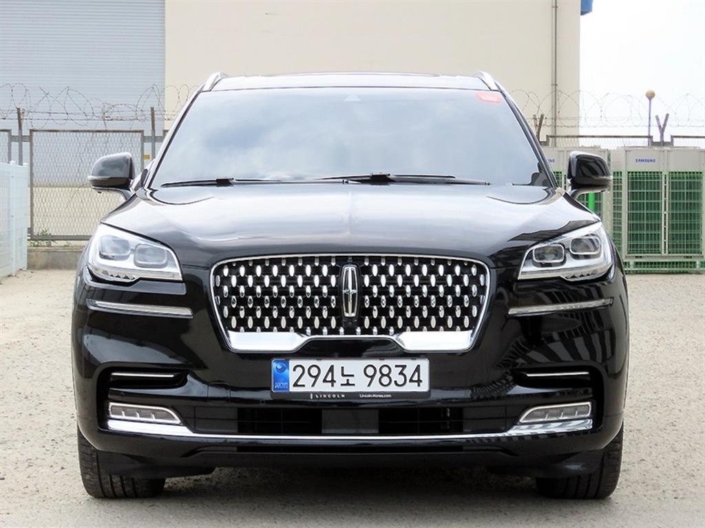 Lincoln Aviator 2023 Negro - Importación desde Corea - HF Imports Iquique - Foto 1