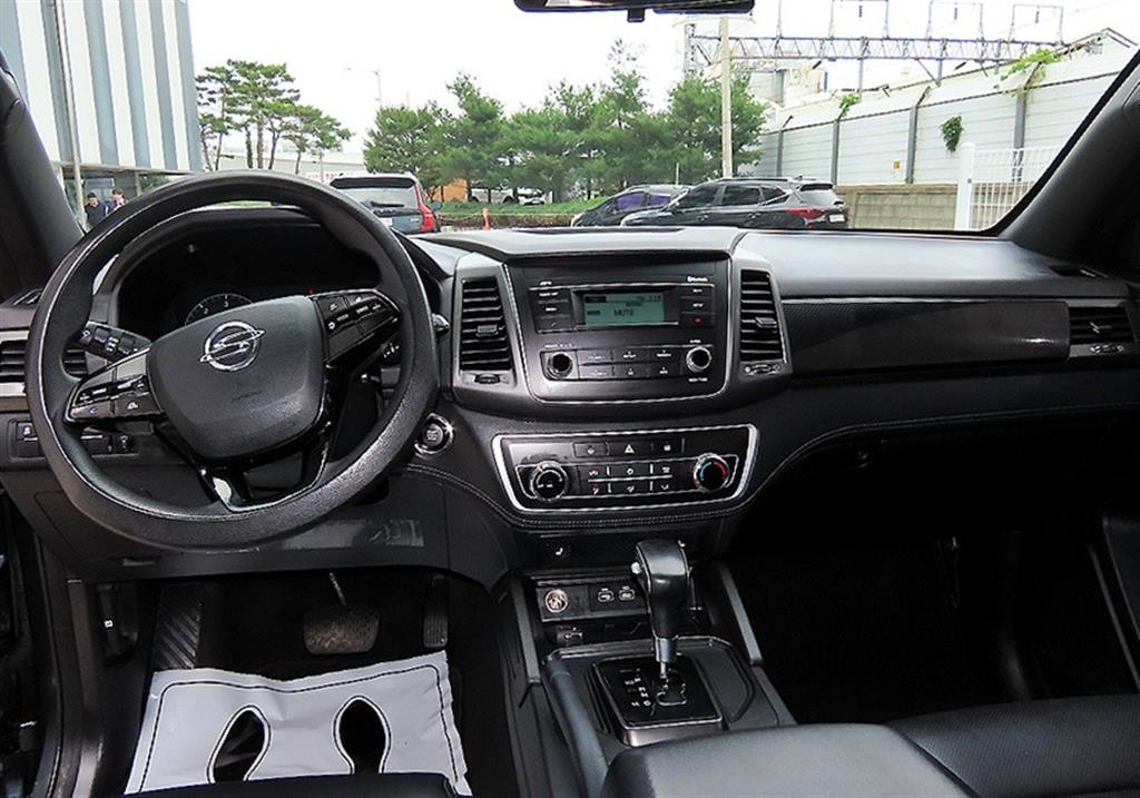 Ssangyong Rexton - Vista 7